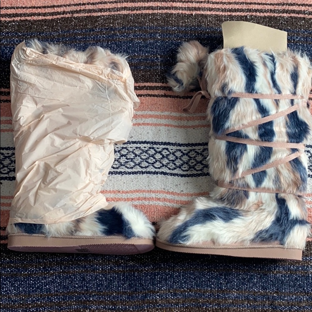 NEW FUZZIE BOOTS